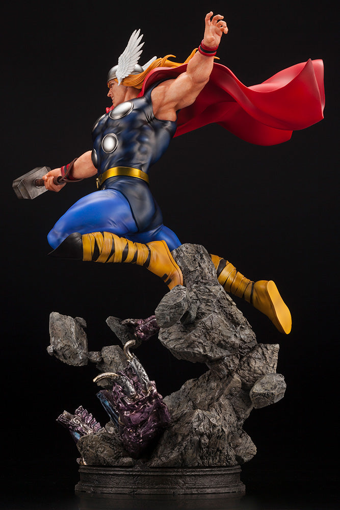 Marvel Avengers Thor Fine Art Statue