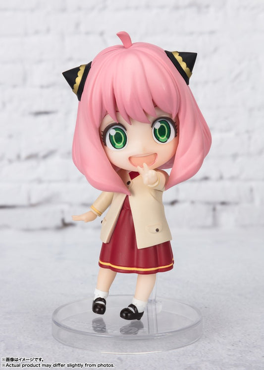 Figuarts Mini Anya Forger -Outing Coordinate-