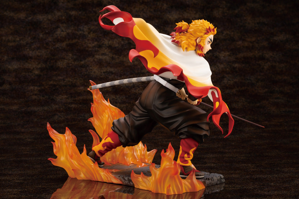 Demon Slayer - Kyojuro Rengoku ARTFX J