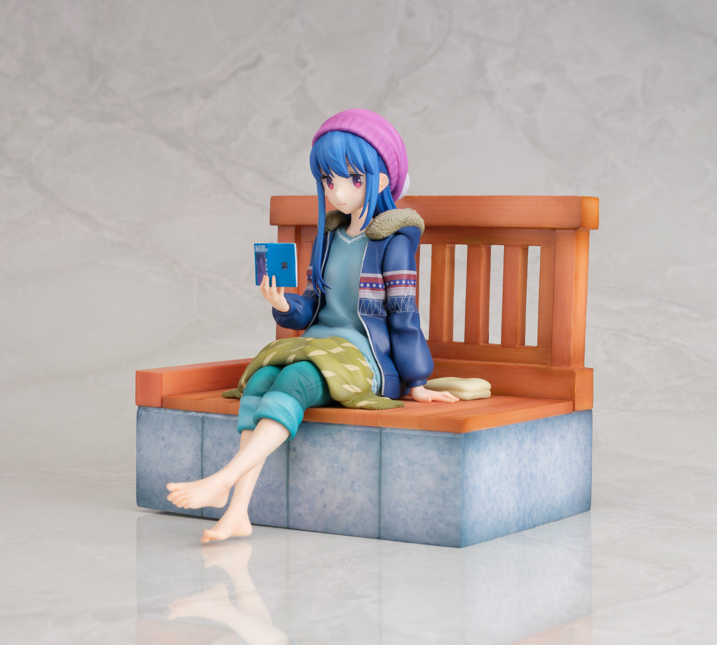 "Yurucamp" Shima Rin Foot Bath Ver. 1/7 Scale Figure