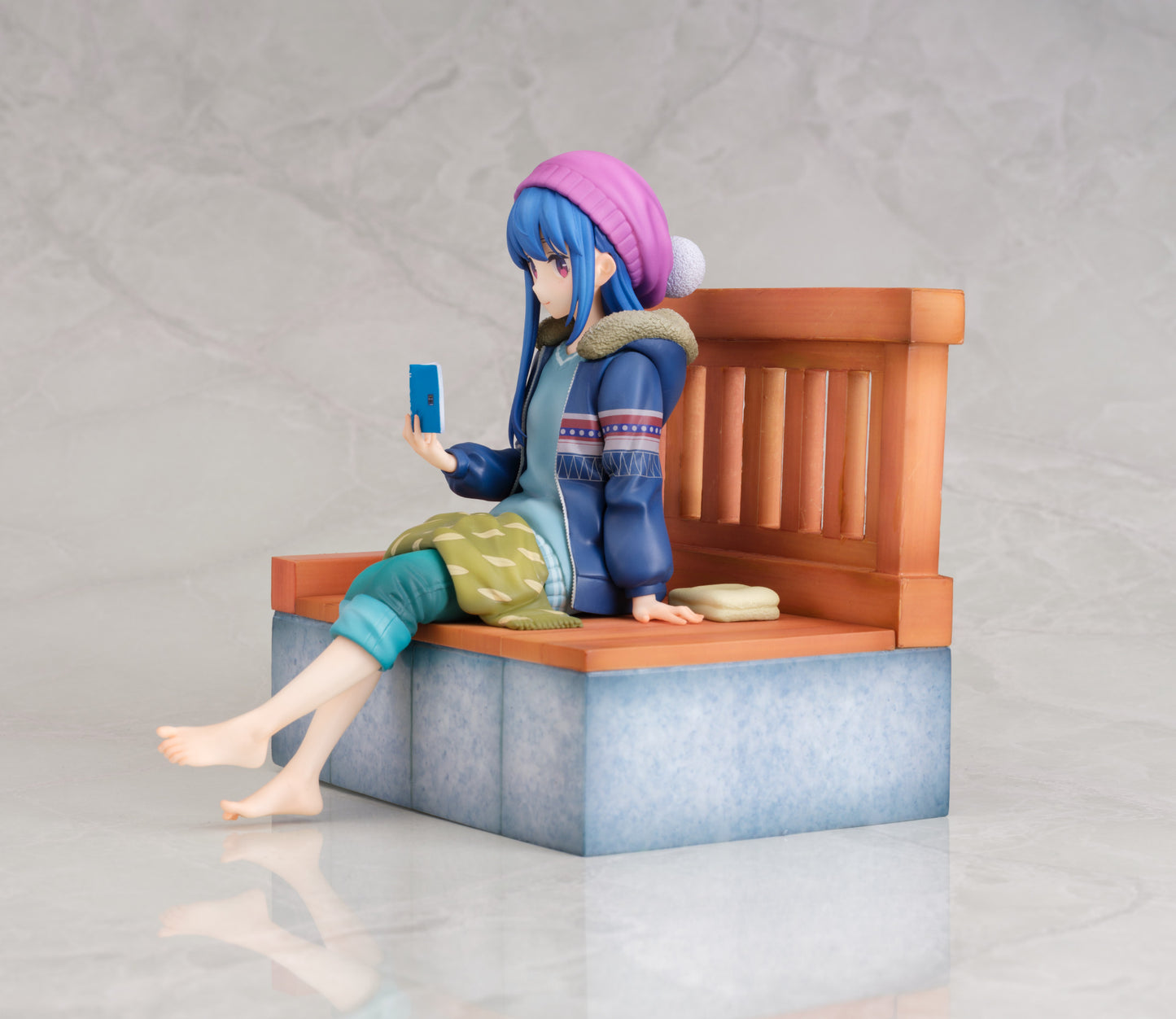 "Yurucamp" Shima Rin Foot Bath Ver. 1/7 Scale Figure