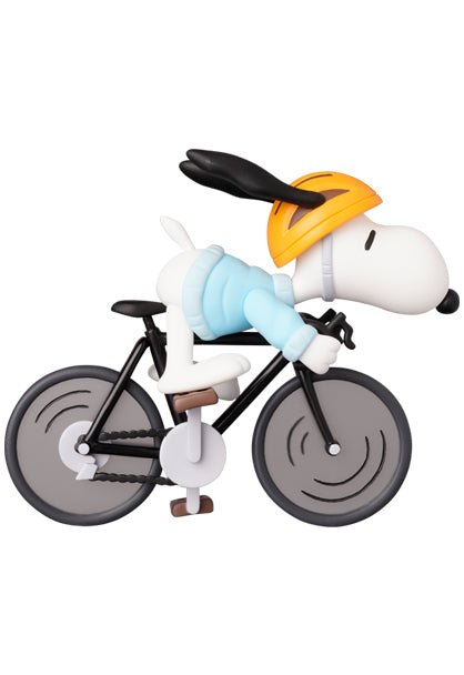 UDF PEANUTS Series 14 BICYCLE RIDER SNOOPY