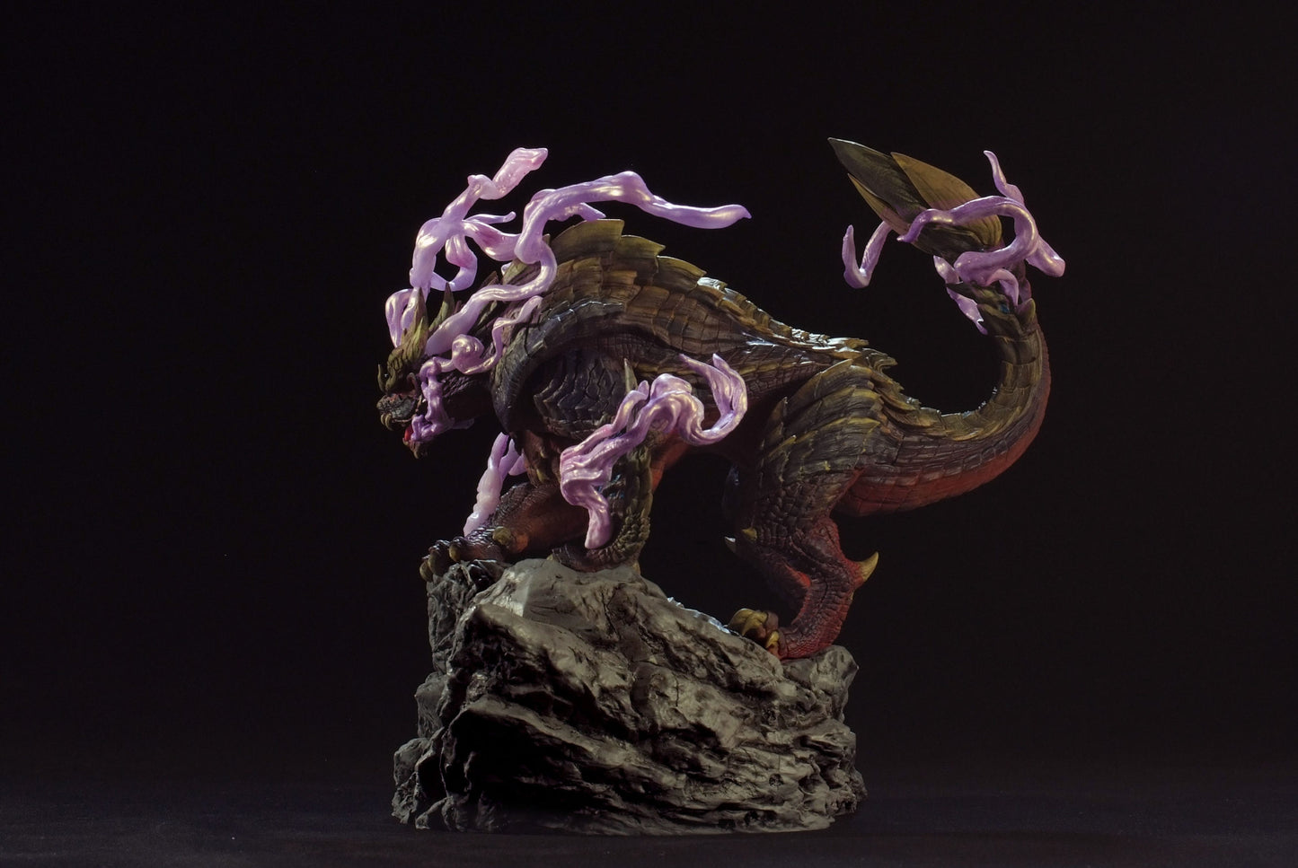 Capcom Figure Builder Creators Model Wyvern of Malice Magnamalo