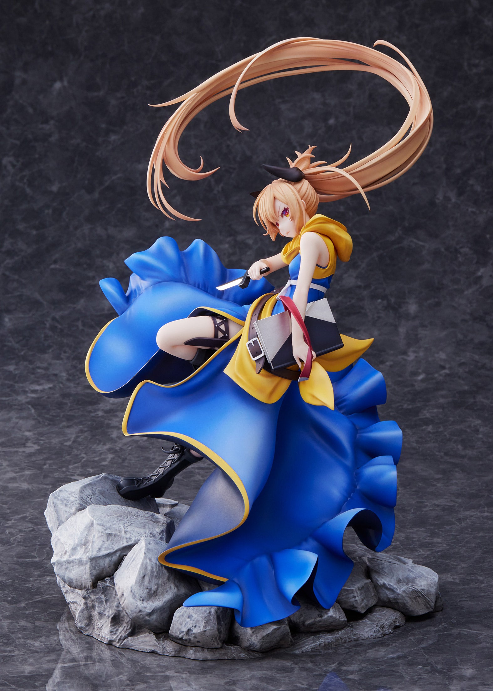 1/7 Scale Figure "The Executioner and Her Way of Life" Menou