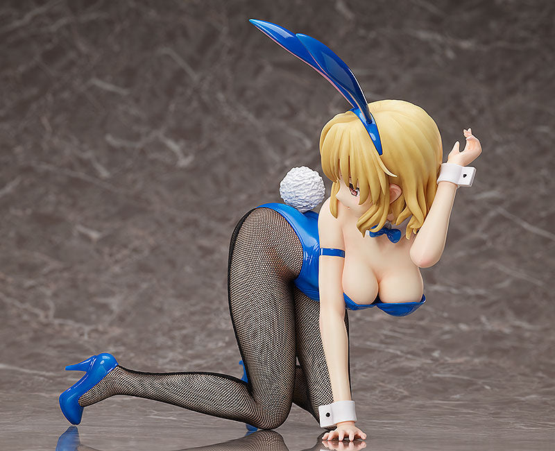Risa Momioka: Bunny Ver.