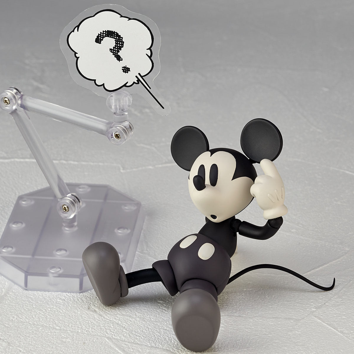 Figure Complex Movie Revo No.013EX Mickey Mouse (1936/Monotone Color Ver.)