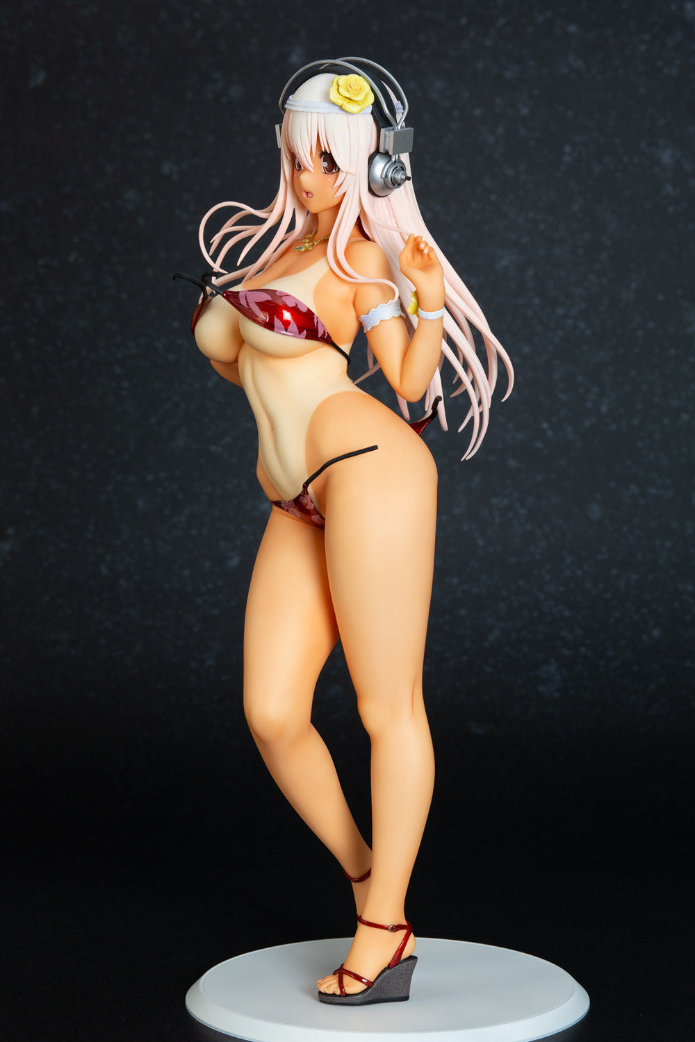 Super Sonico Summer Vacation Ver. -Sun Kissed-