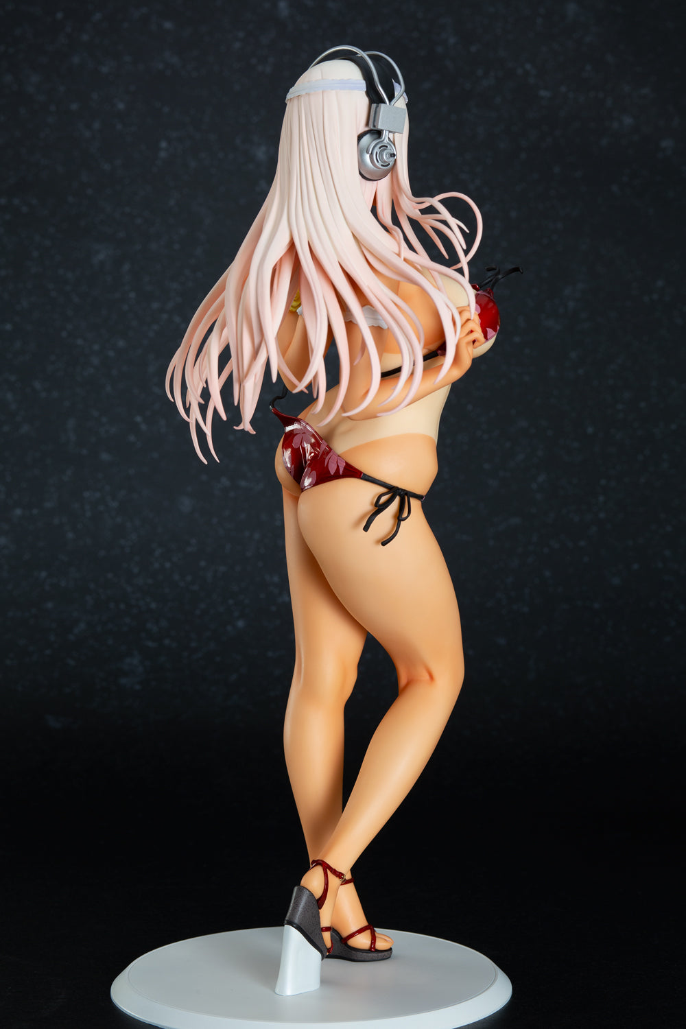 Super Sonico Summer Vacation Ver. -Sun Kissed-