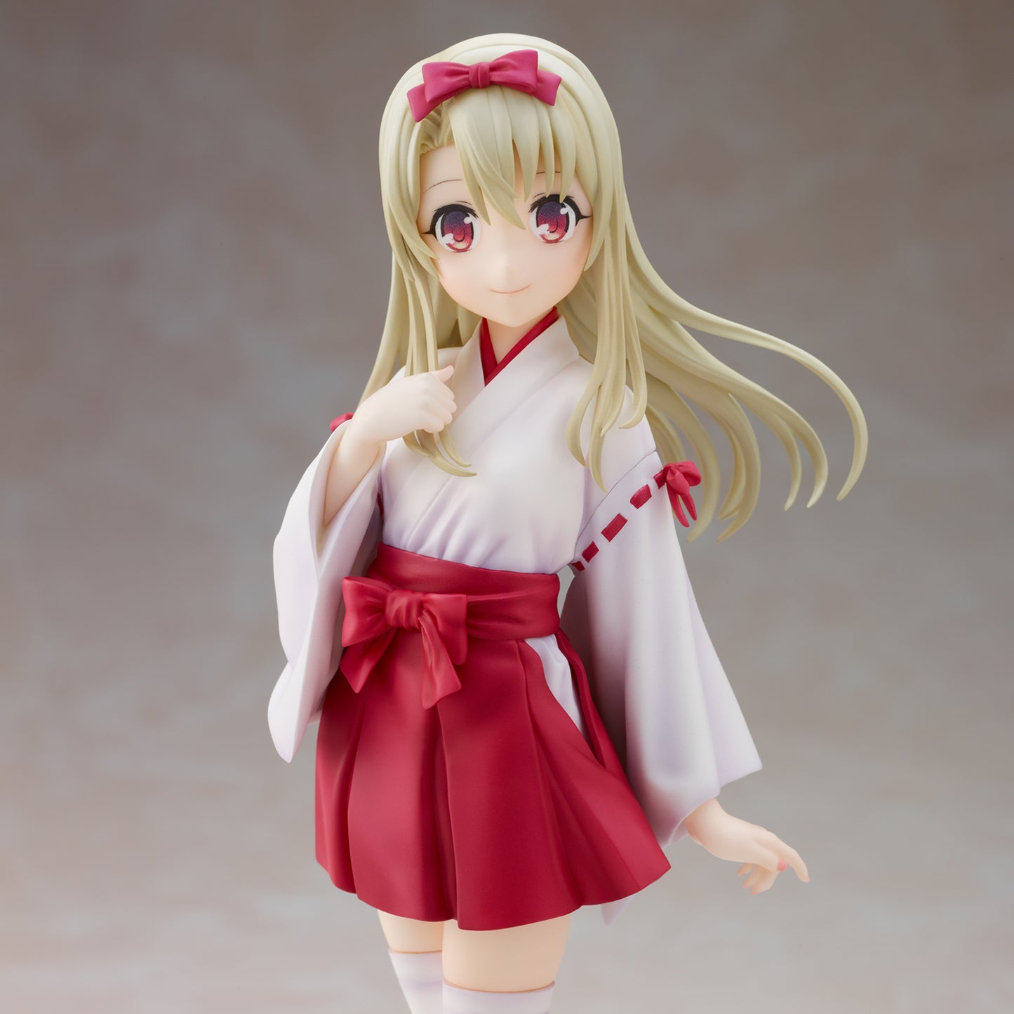 Prisma Phantasm Illyasviel von Einzbern