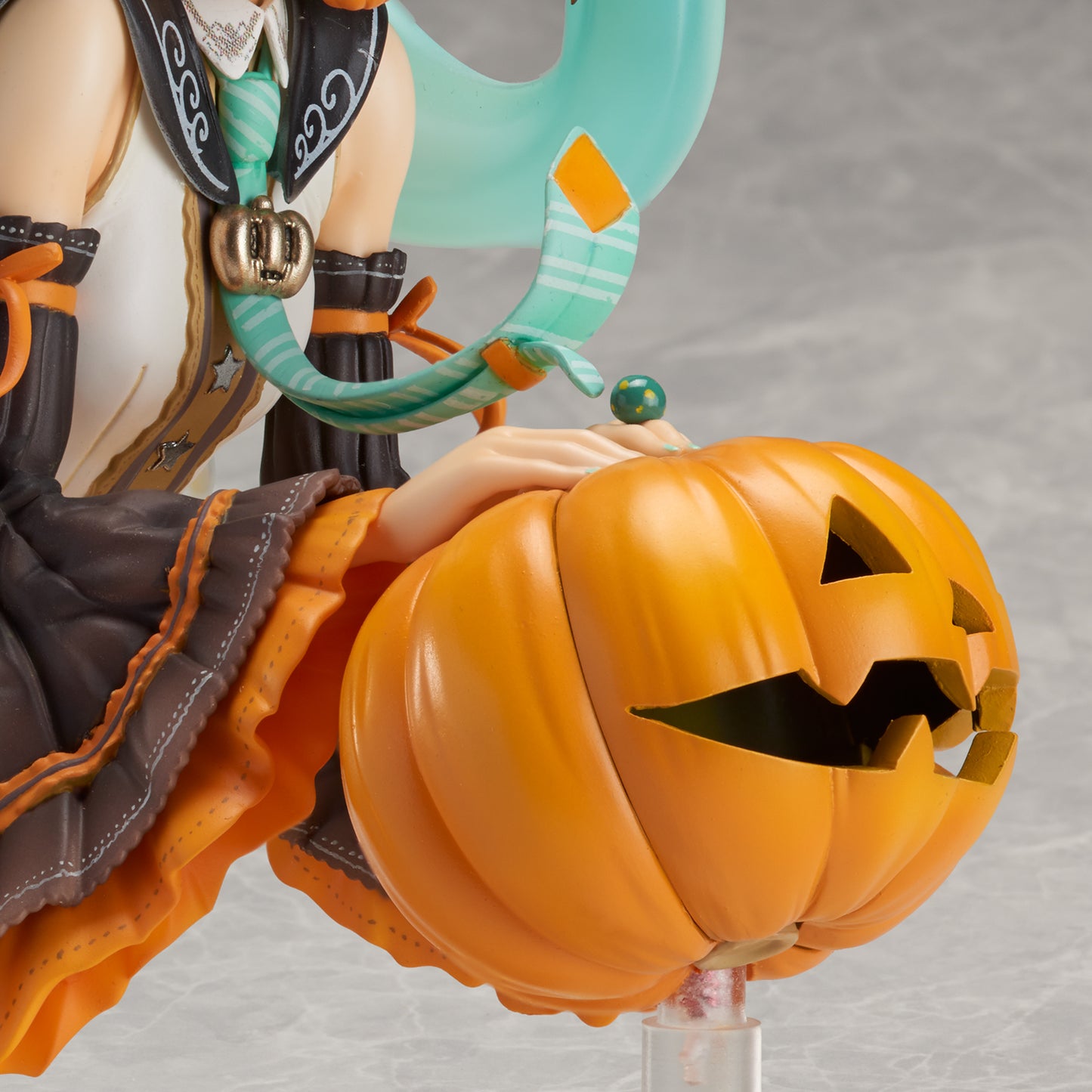 Hatsune Miku Trick or Miku Illustration by Hidari