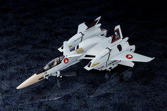 Macross: Flash Back 2012 - 1/60 Perfect Trans VF-4A Lightning III Hikaru Ichijo