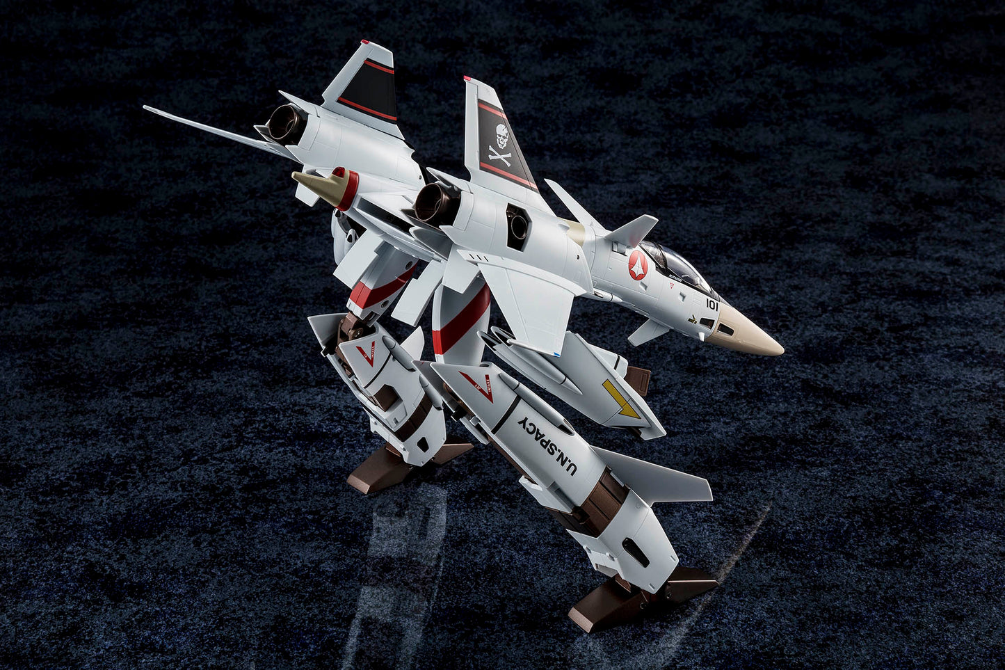 Macross: Flash Back 2012 - 1/60 Perfect Trans VF-4A Lightning III Hikaru Ichijo