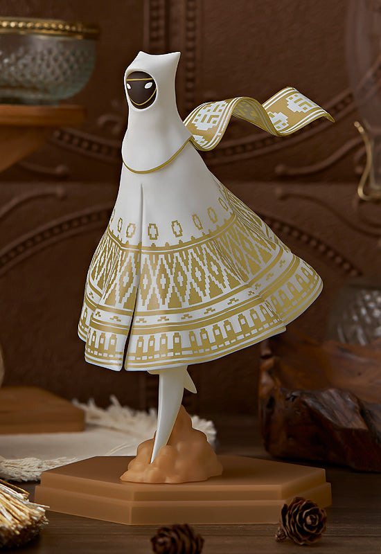 POP UP PARADE "Journey" White Traveler