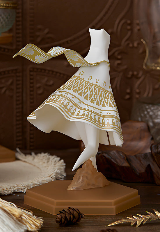 POP UP PARADE "Journey" White Traveler
