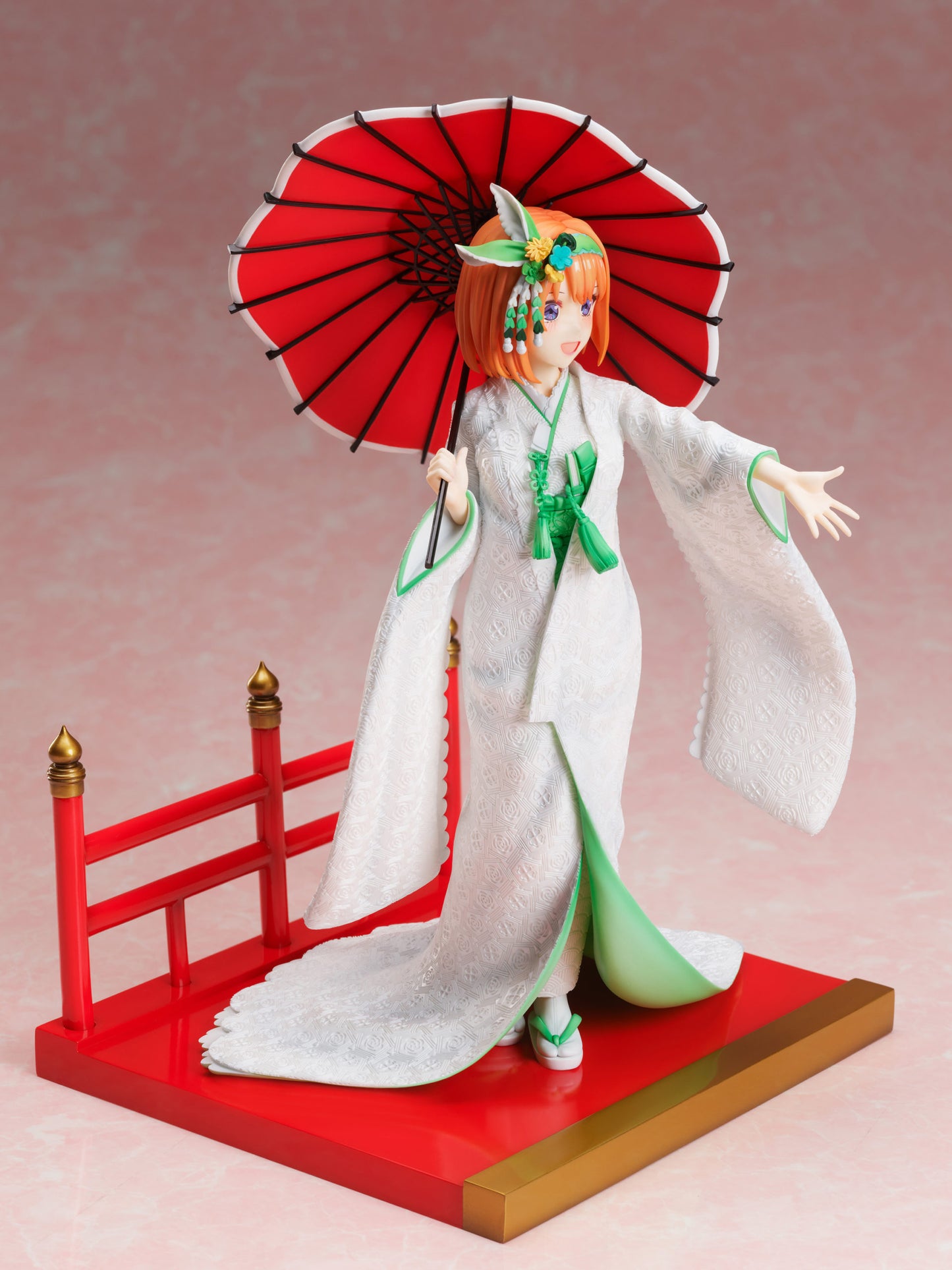Yotsuba Nakano  -Shiromuku-