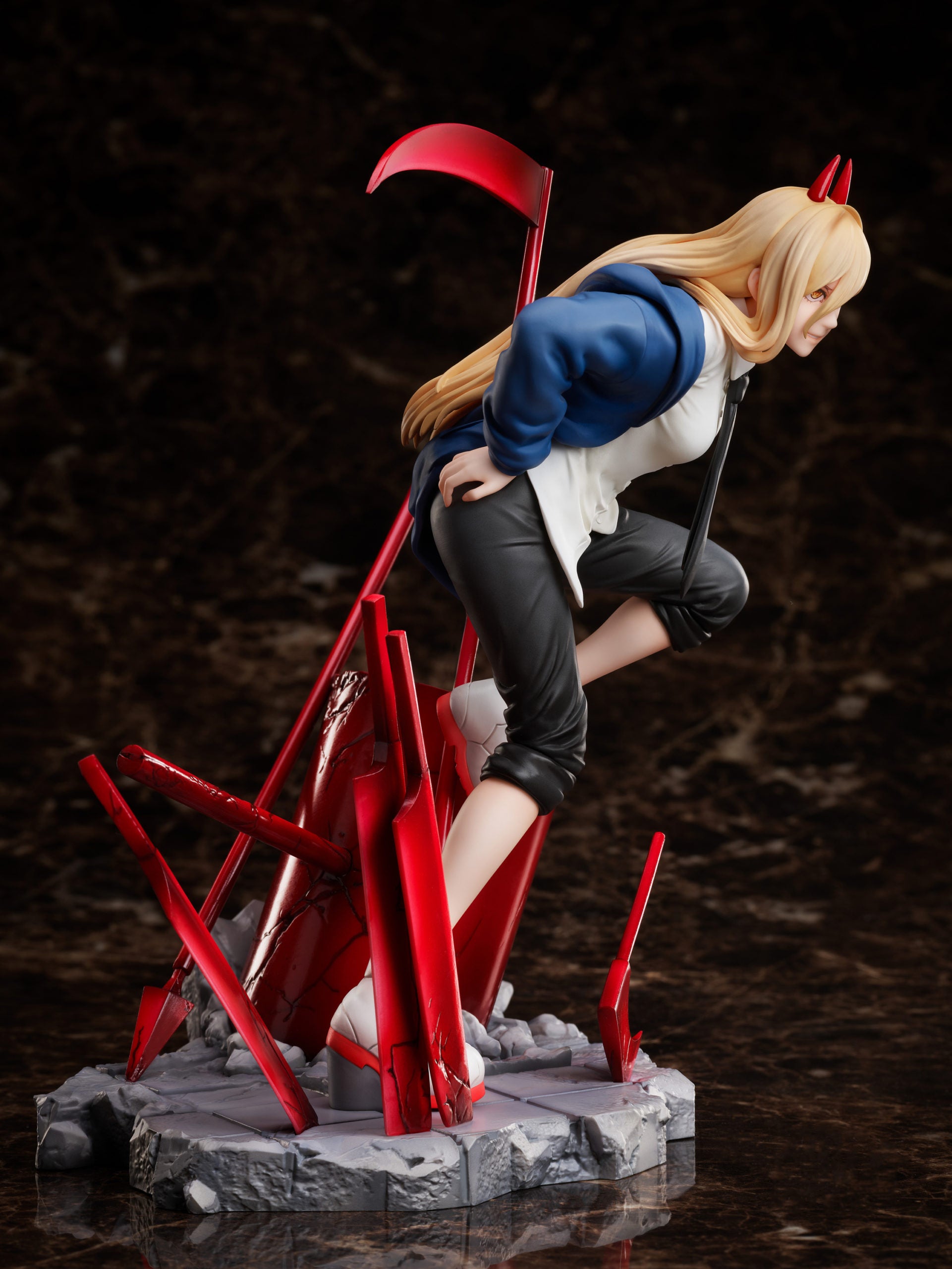 "Chainsaw Man" Power 1/7 Scale Figure