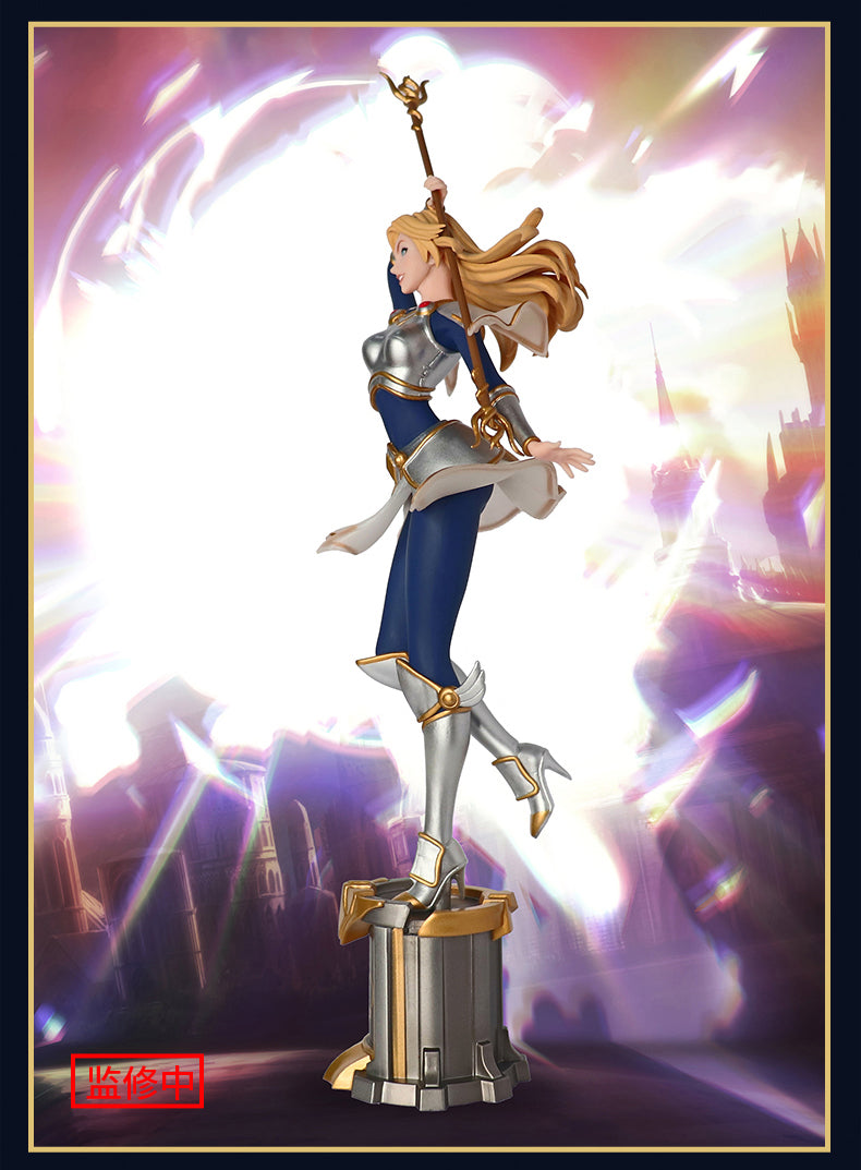 League of Legends - Lux: The Lady of Luminosity Figure Pen