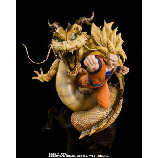 Figuarts Zero Dragon Ball Z Goku Super Saiyan 3 Dragon Fist Explosion Battle