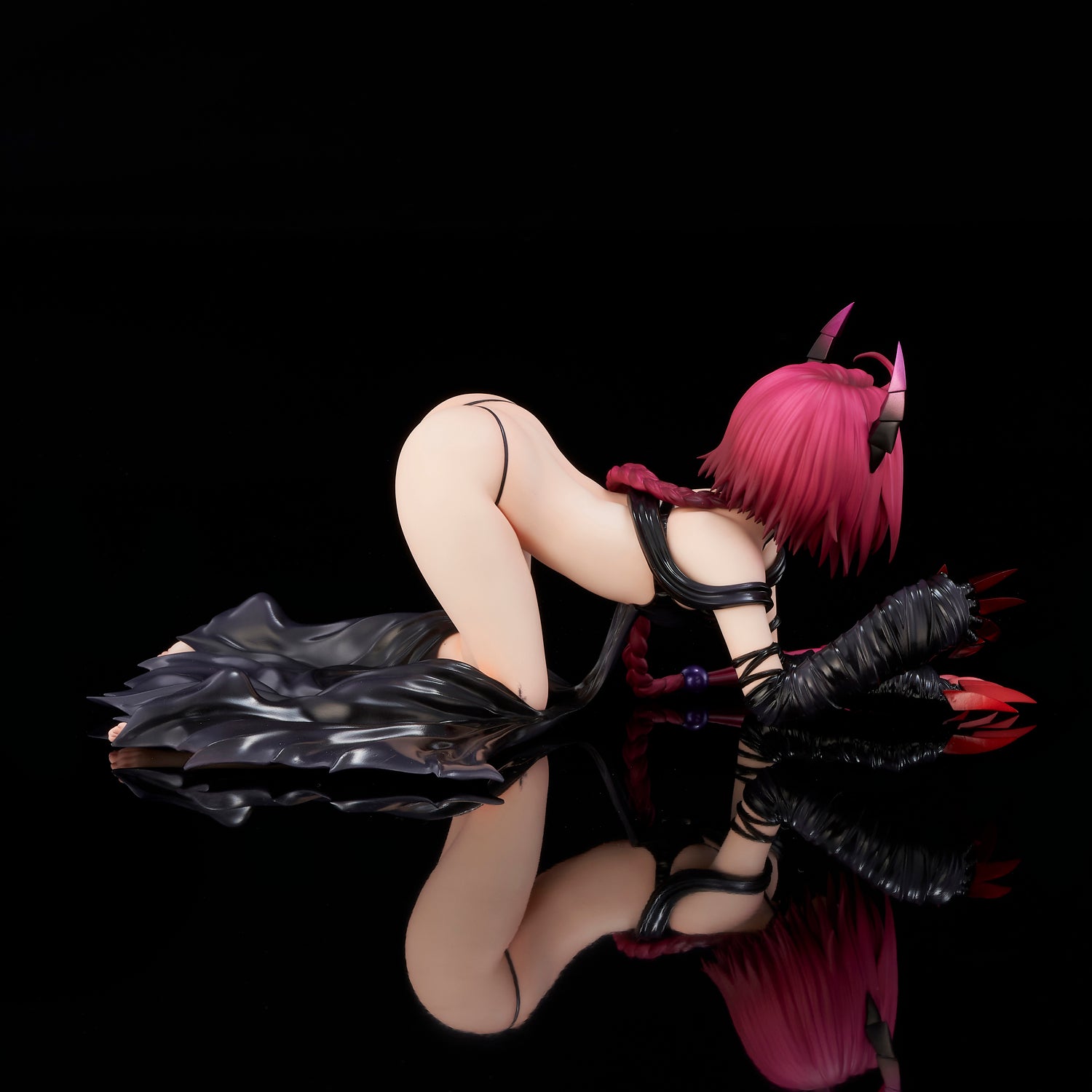 Mea Kurosaki Darkness Ver