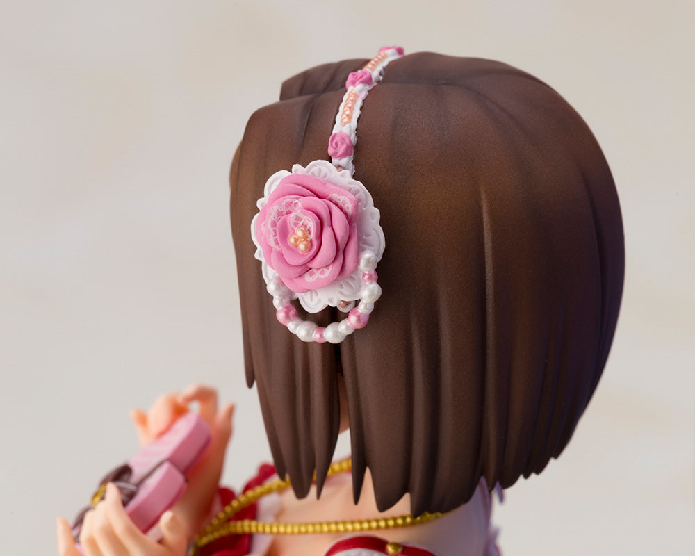Miku Maekawa Off Stage