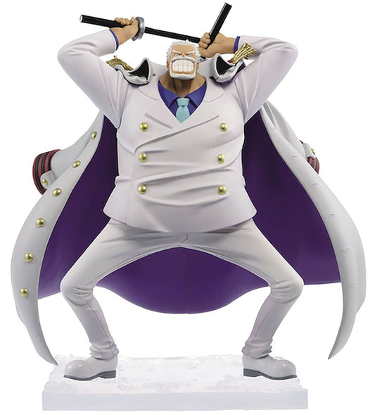 One Piece Monkey D Garp magazine figure