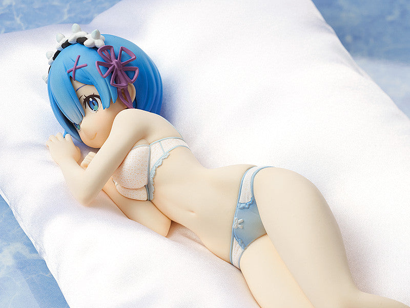 Rem Sleep Sharing Blue Lingerie Ver